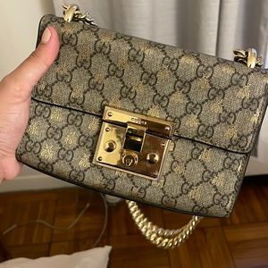 Gucci GG Supreme Monogram Bees Small Padlock Shoulder Bag Black